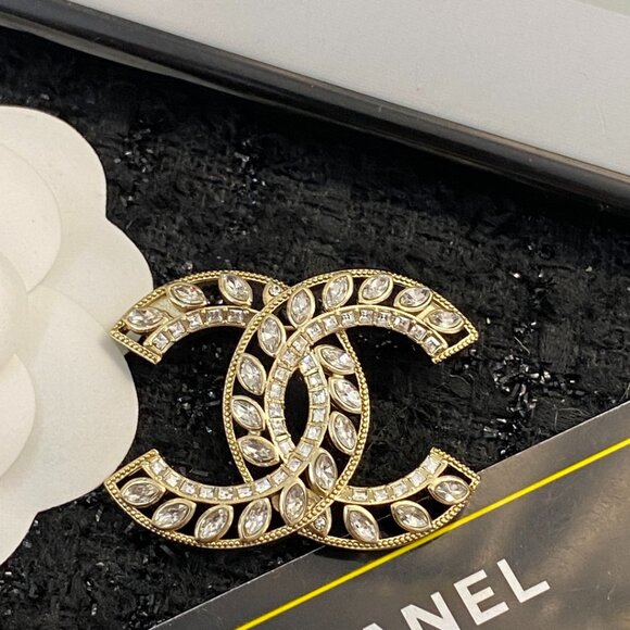 Chanel Gold and Diamonds Brooch - Picture 1 of 8